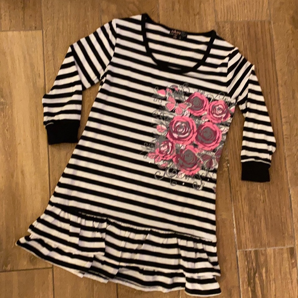 Girls tunic top size large Takara brand from Dillards